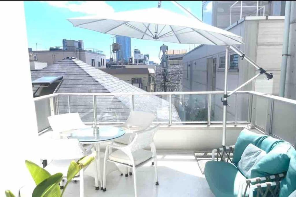Small Villa Tokyo 渋谷まで2駅10分 青山一丁目駅徒歩3分一軒家ペット歓迎お子様歓迎駐車場あり6人までok Ngoại thất bức ảnh